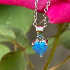 Gorgeous Opal Heart Pendant sterling silver 925